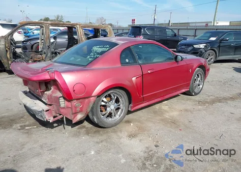 2001 Ford Mustang z USA, uszkodzony, nr VIN 1FAFP404X1F239446